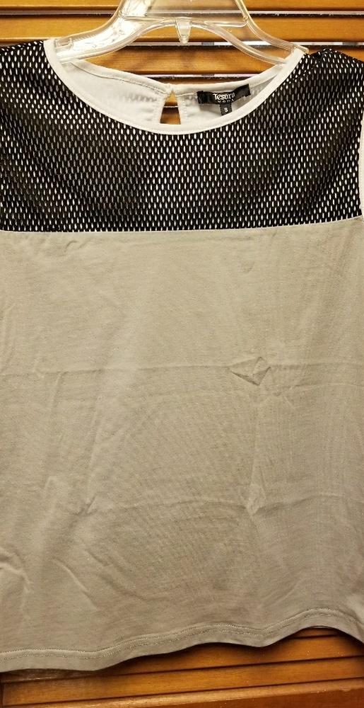 NWT tank top by Tesoro Moda size small
